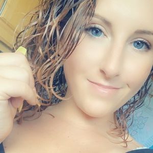 Meet your Posher, Jadelyn